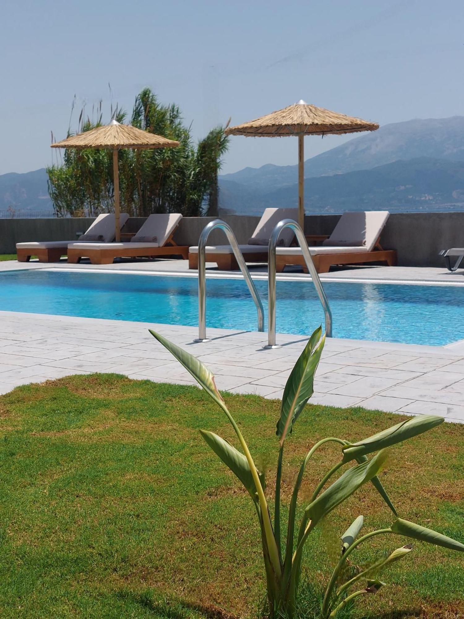 Santa Domenica Nafpaktos - Rooms And Apartments By The Sea Exterior photo