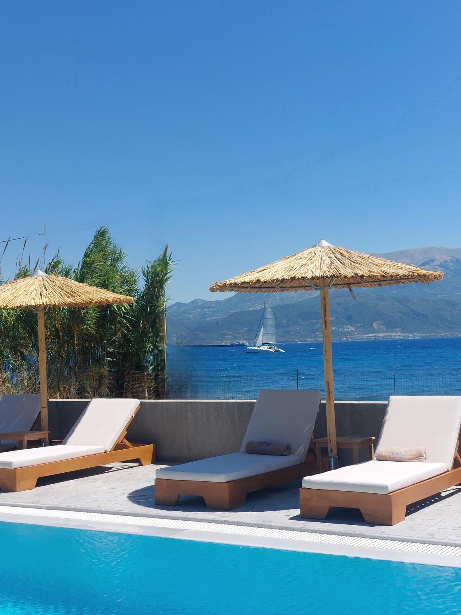 Santa Domenica Nafpaktos - Rooms And Apartments By The Sea Exterior photo