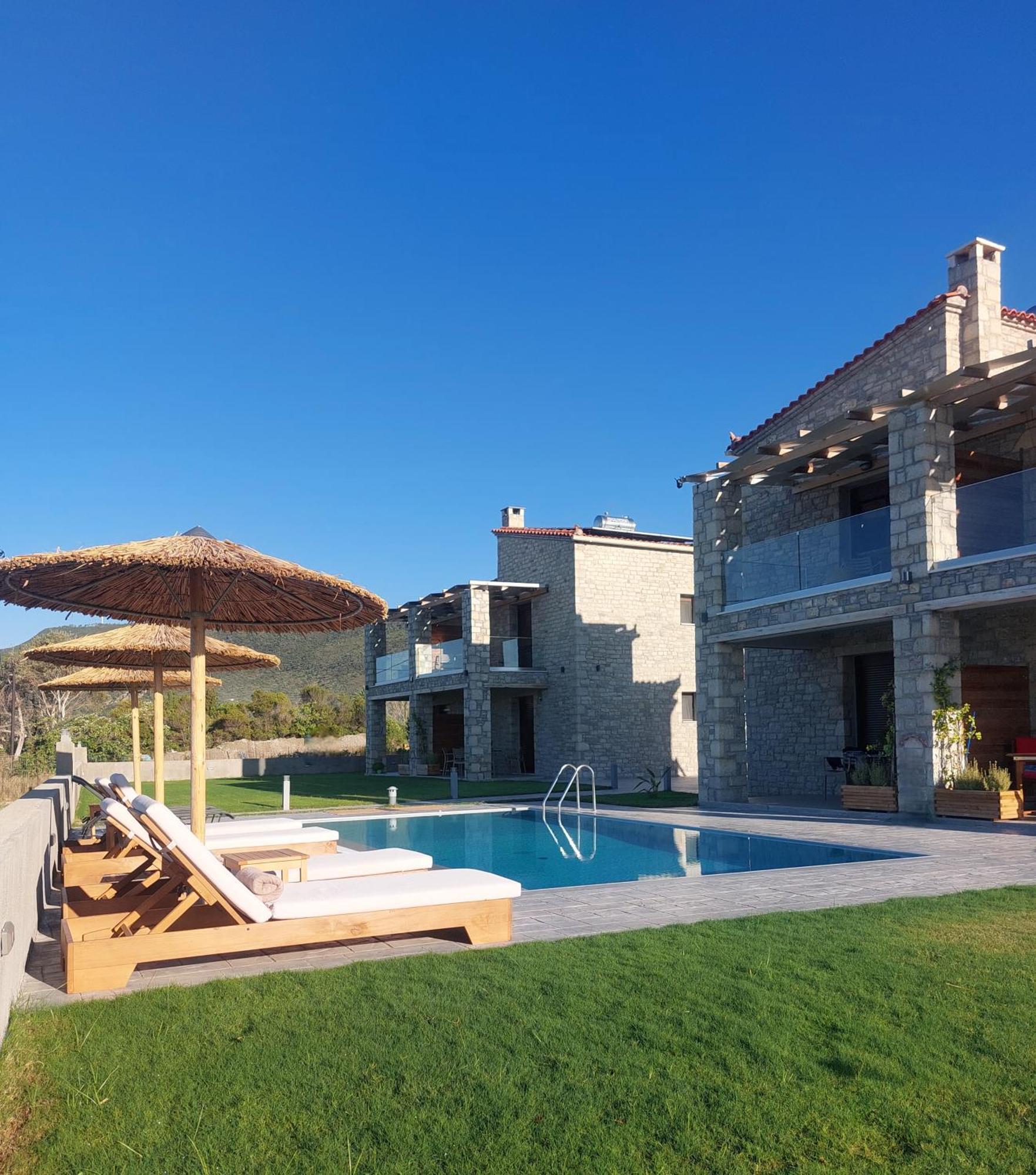 Santa Domenica Nafpaktos - Rooms And Apartments By The Sea Exterior photo